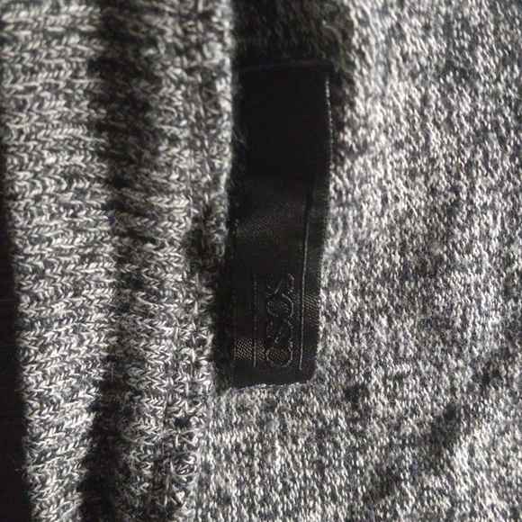 Asos - Picture 2 of 2